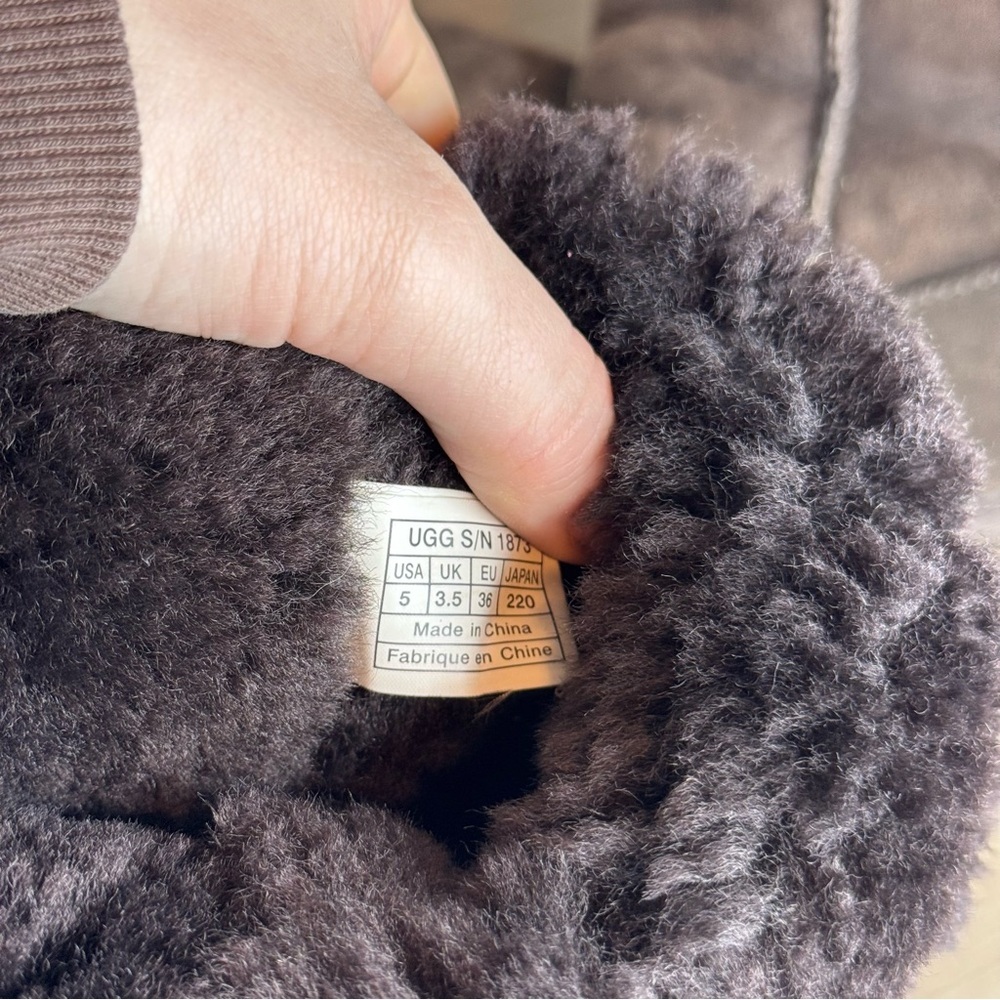 Ugg Women's Bailey Button Triplet - Chocolate - Picture 14 of 14